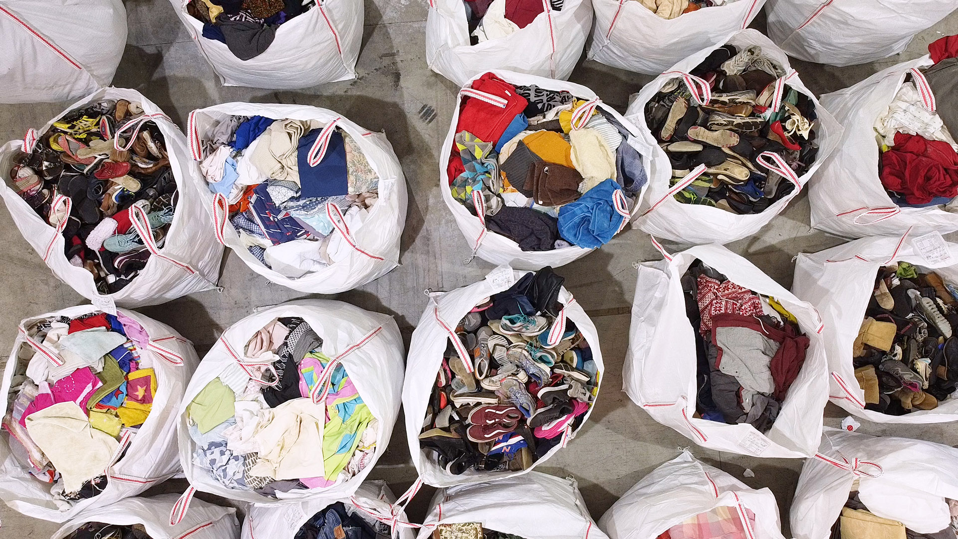 9 Retailers Who Make it Easy & Rewarding to Recycle Your Clothes