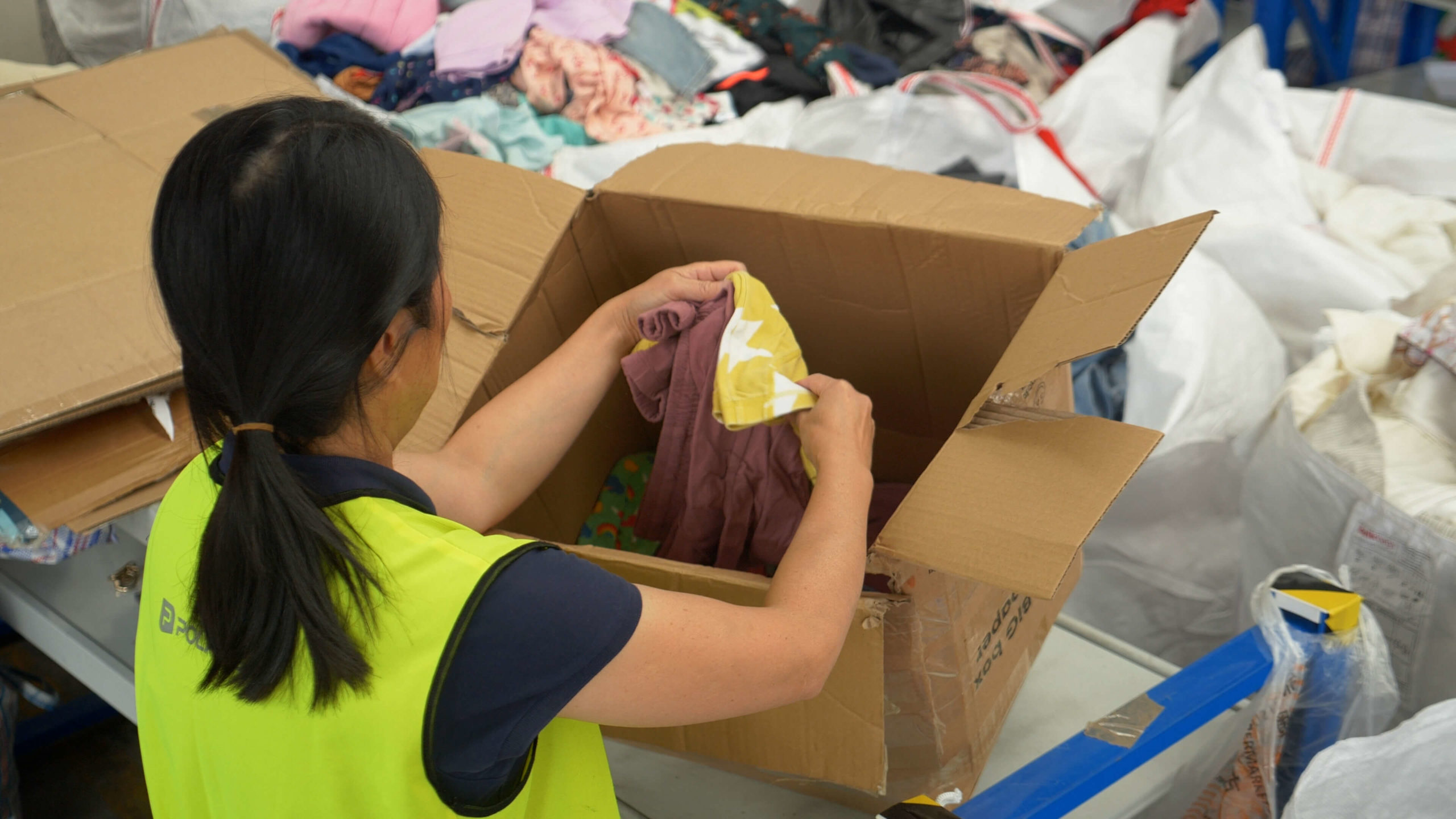 9 Retailers Who Make it Easy & Rewarding to Recycle Your Clothes